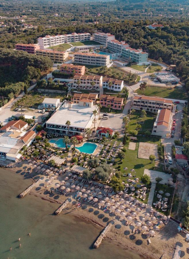 Robolla Beach Aparthotel Roda  Esterno foto